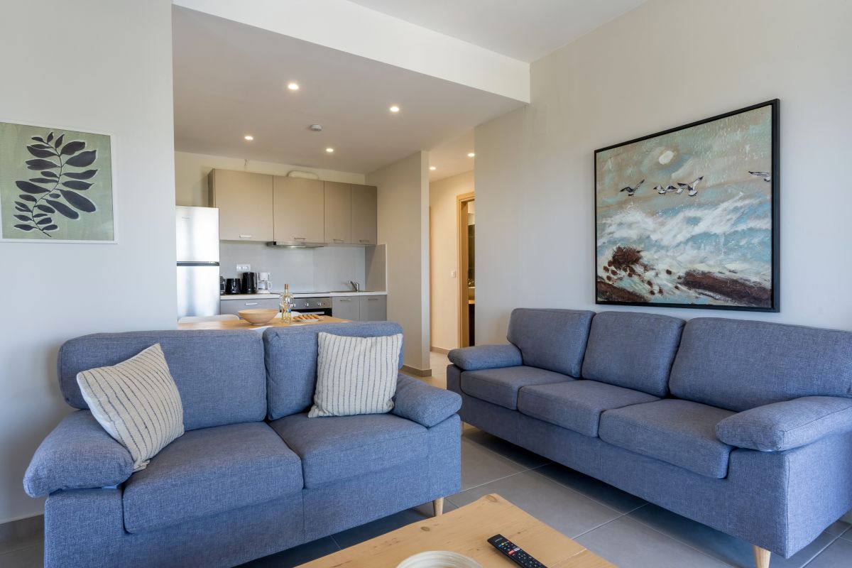 pyxis apartment